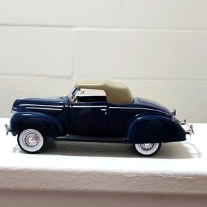 VINTAGE 1939 Ford Deluxe Convertible Coup